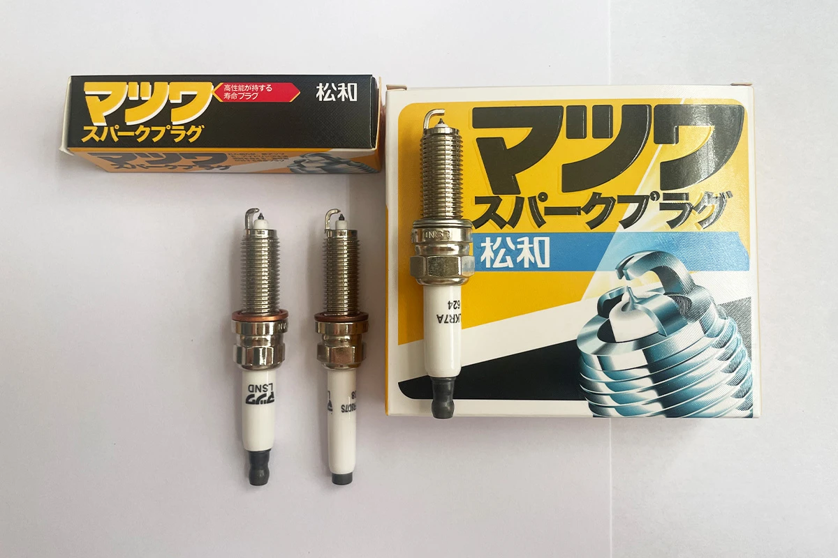 Spark plug for Mercedes-Benz factory Spark plug for Mercedes-Benz factory